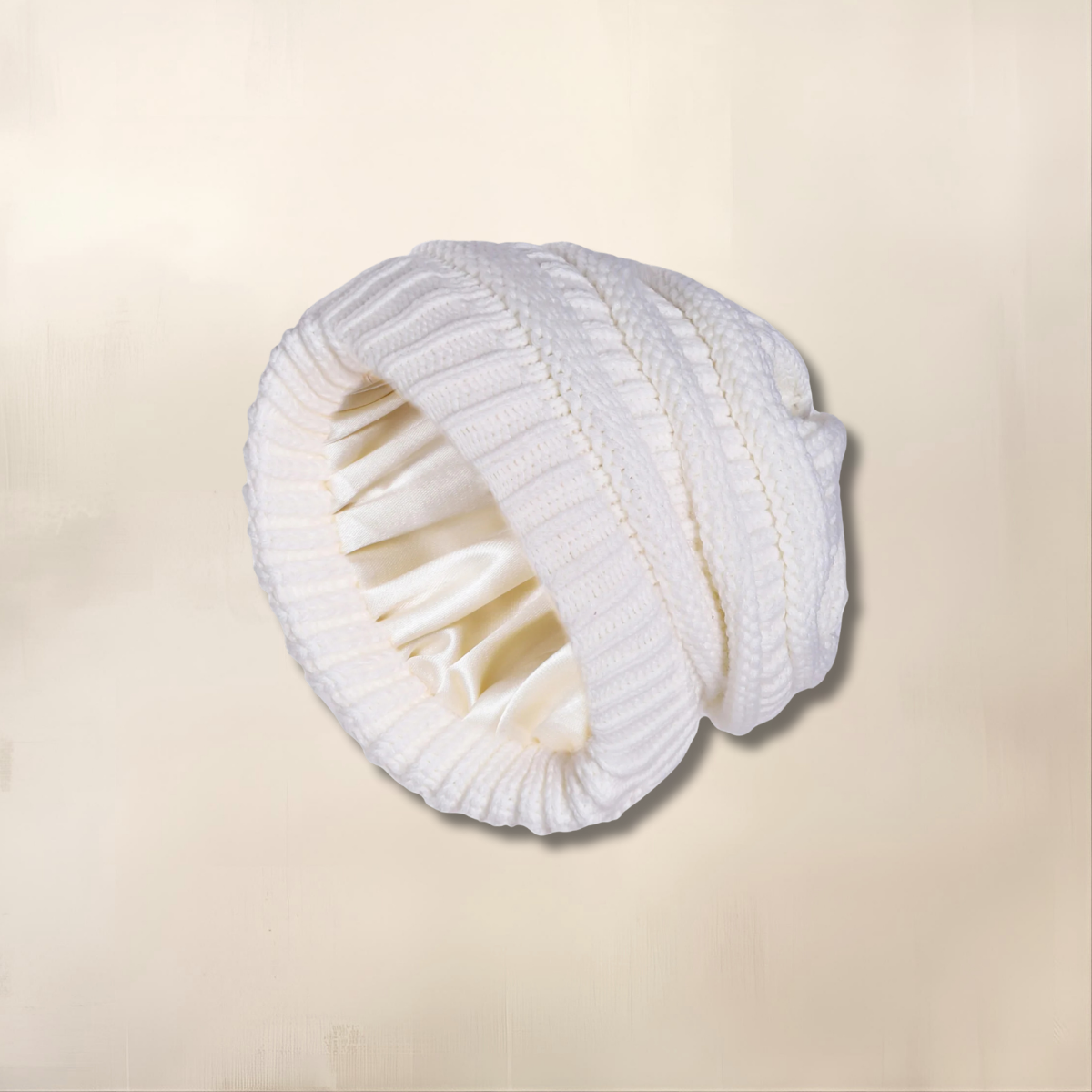 Bonnet maille interieur satin